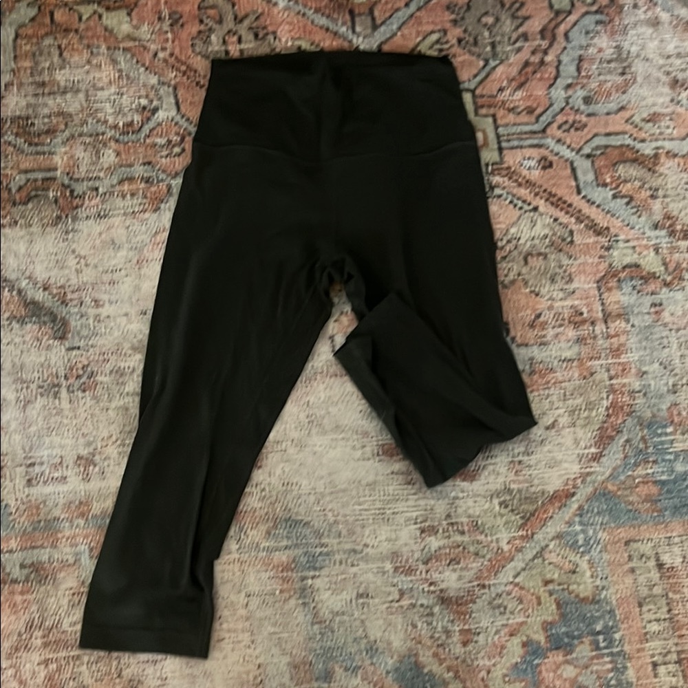 Lululemon olive green crop leggings size 6